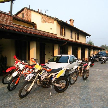 B&B Cascina Bellavista Tigliole Exterior foto